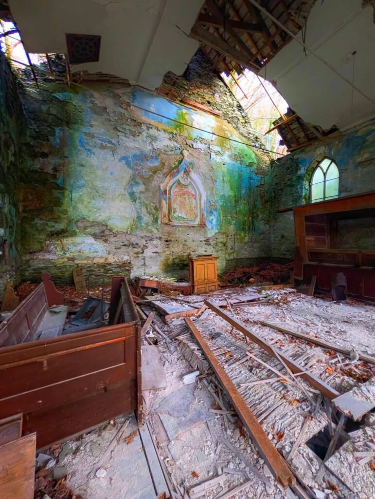 Strip out contractors Reading